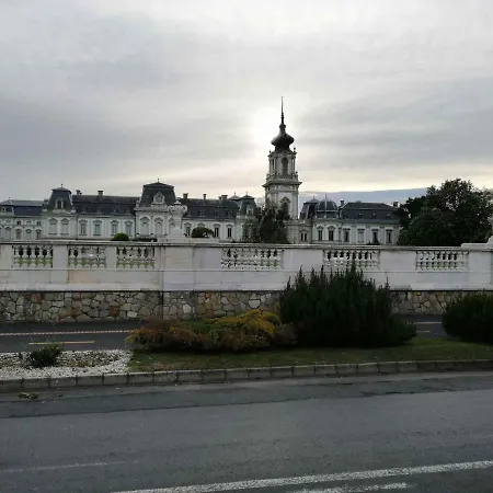 In - Balaton 44884 Апартаменты
