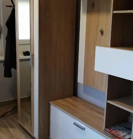 In - Balaton 44884 *