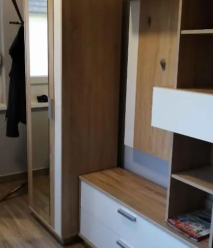 In - Balaton 44884 *