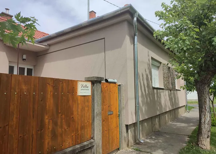 In - Balaton 44884 Daire Kestel